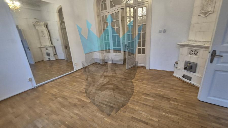 Spatiu Birou Universitate - 1