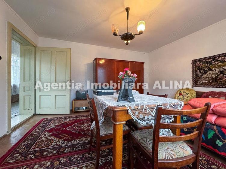 Casa 4 camere si teren 3851mp in Satul Soimus din Comuna Soimus, Jud. Hunedoara. - 3