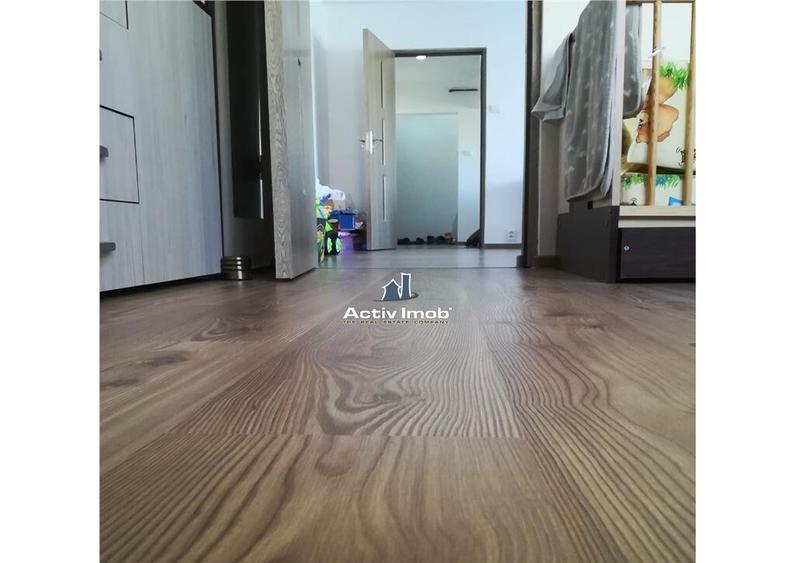 Resita, 3 Cam. Mobilat, Et. 2, Micro 2. - 1