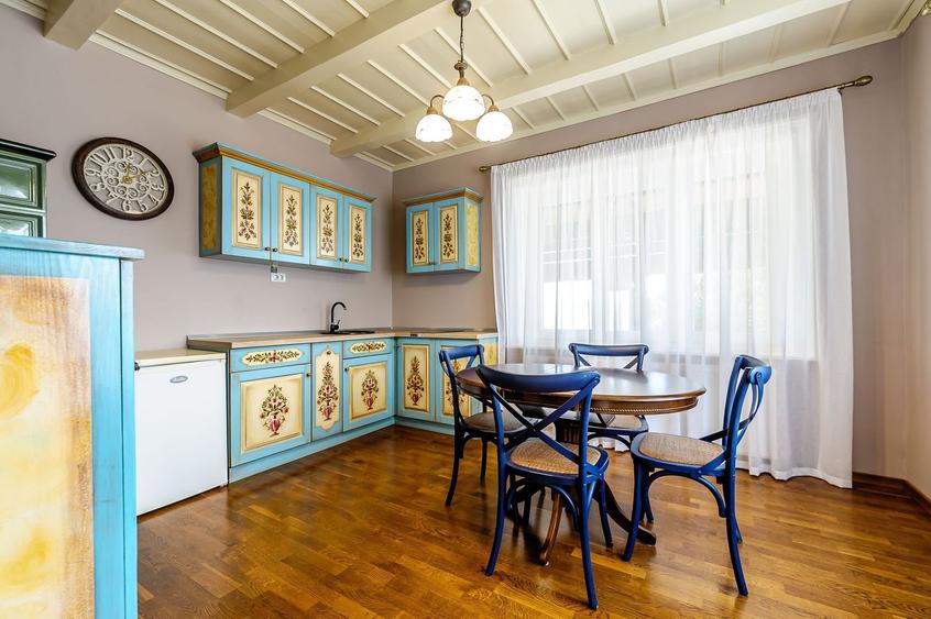 REZERVAT Visezi la o proprietate unică, plină de istorie și farmec? - 4