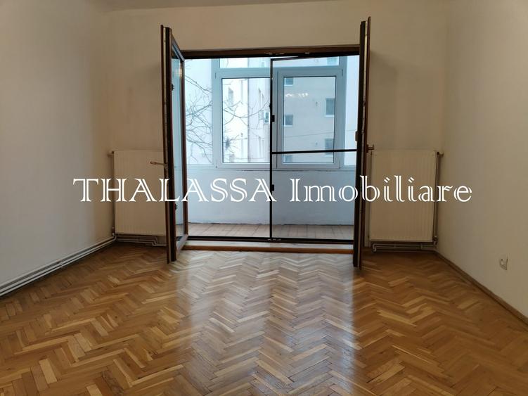 3 camere bilateral 1 Mai - Sara - 1