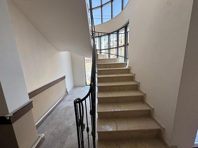 Spațiu comercial de închiriat – Bdul T. Vladimirescu, cartier Aluniș -zona Topaz - 9