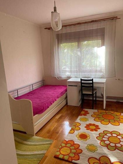 Inchiriez apartament 3 camere, zona Polivalenta, Arad - 7