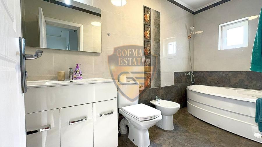 Casa 4 camere, Mamaia Nord, P+1, 107 mp utili, balcon, terasa, gaze, 2 bai - 28