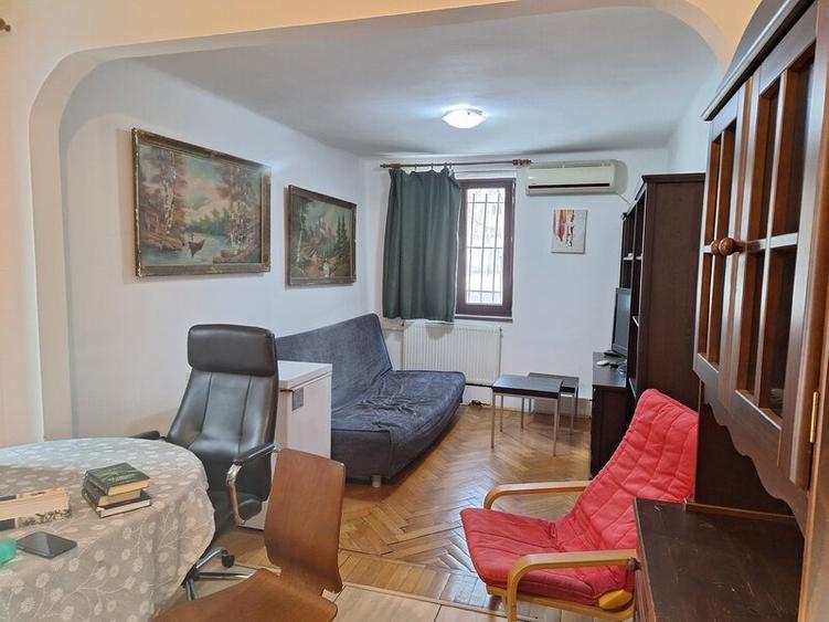2 camere Bd Basarabia  - 1
