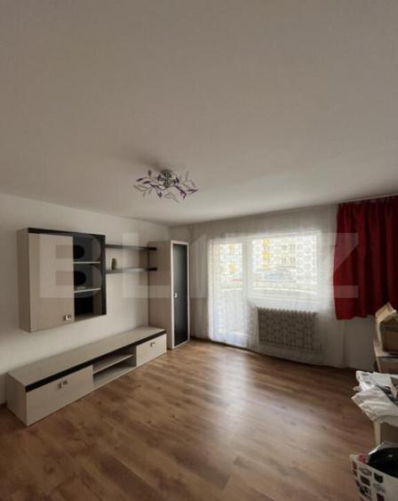 Apartament 3 camere complet renovat 70 mp utili (cu balc - 2