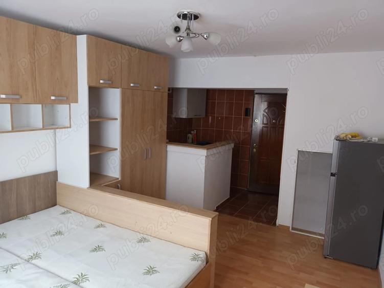 Inchiriez garsoniera - 1