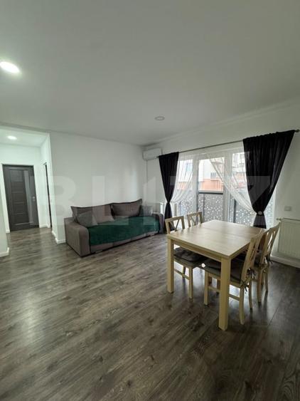Apartament cu 2 camere semidecomandat, mobilat în Florești