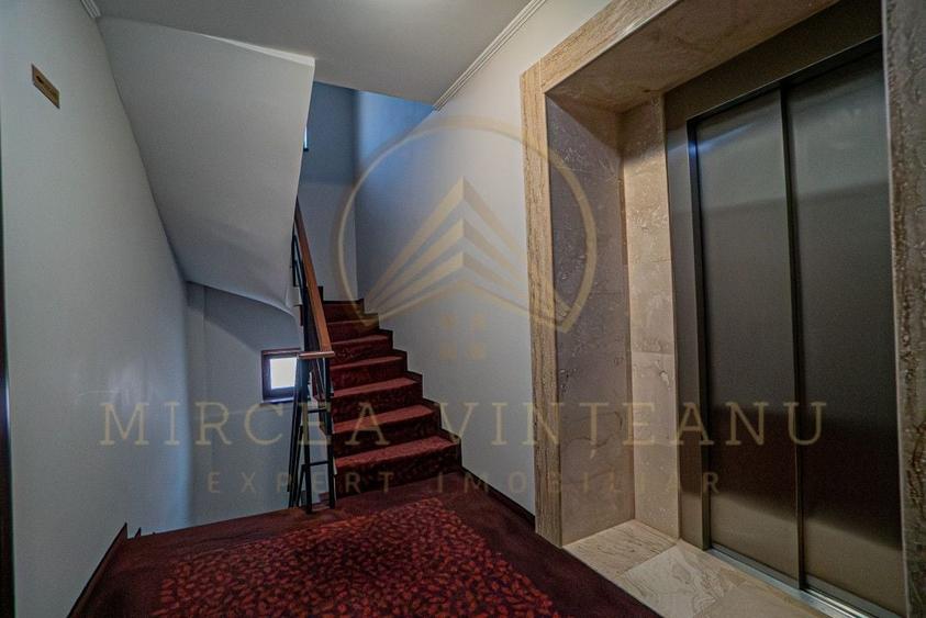 Hotel 3 Stele de Vânzare la  Delfinariu, aproape de Mamaia - 16