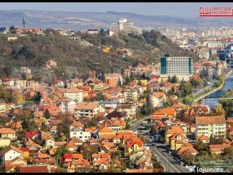 Oportunitate! Teren intravilan cu posibilitate de construire - 1