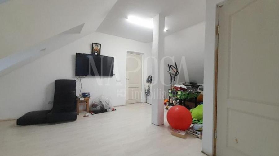 Casa 7 camere de vanzare in Gilau - 10