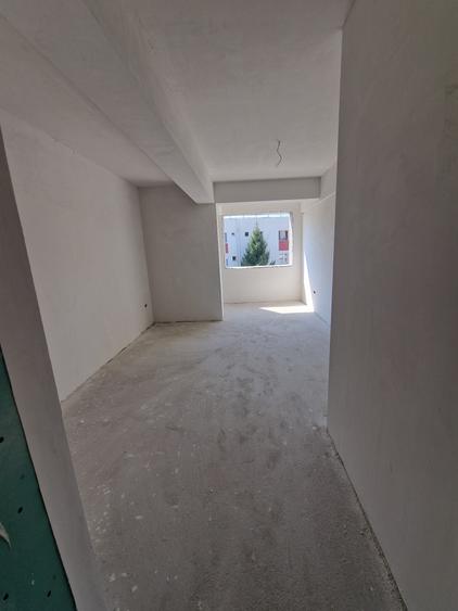 Apartament 4 camere Curte 65 mp Brancoveanu Bloc nou - 8