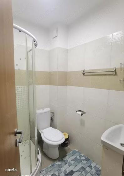 Gars Poitiers, vis a vis Siraj, et 1 - 4