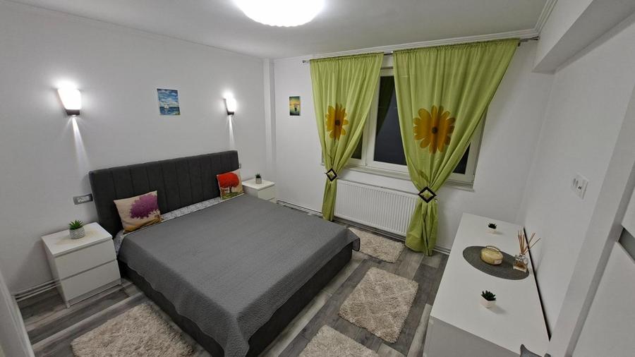 Apartament 3 camere ultracentral, vedere Someș, prima închiriere - 2
