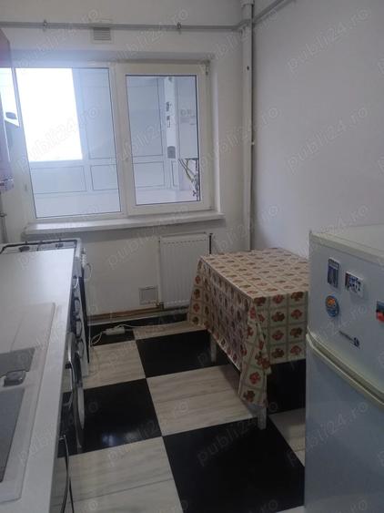 Apartament de vanzare - 4