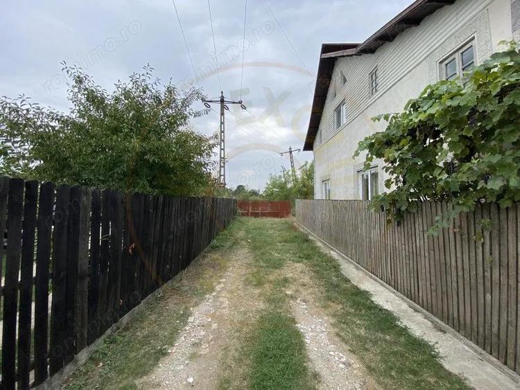 Teren intravilan 1.765 mp in Poiana Lacului, AG - 4