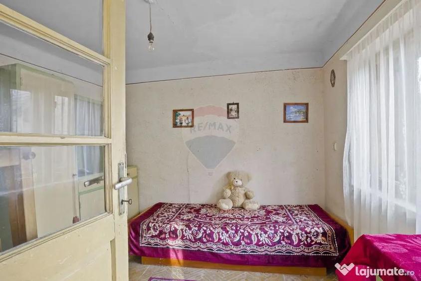 Casa de vanzare, pozitie excelenta, la intrare in Loc. G... - 12