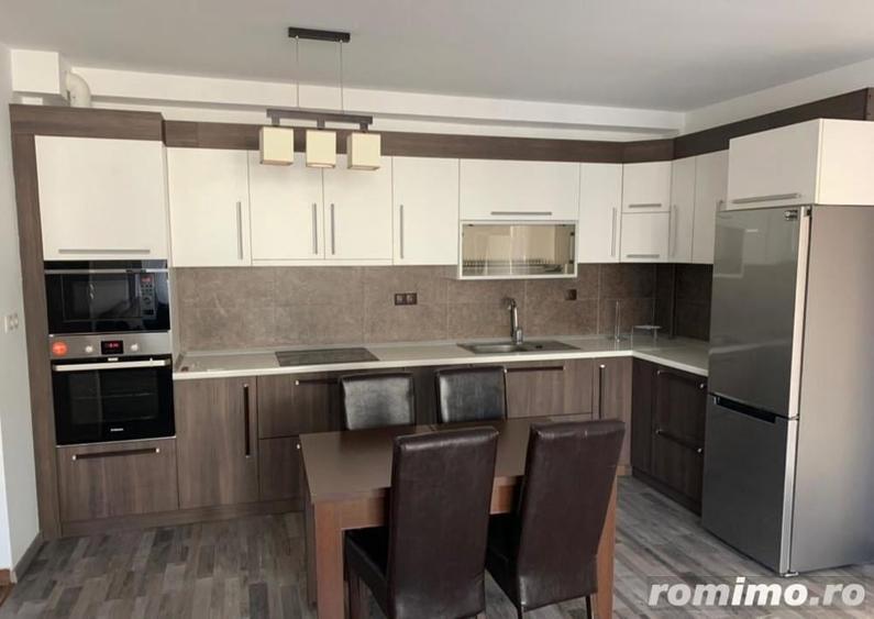 De inchiriat pe Calea Vacaresti un apartament cu 3 camere - 4