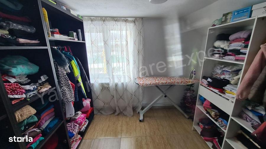 Casa cu spa?iu comercial de vanzare in comuna Ciofrangeni, jud Arge?. - 5