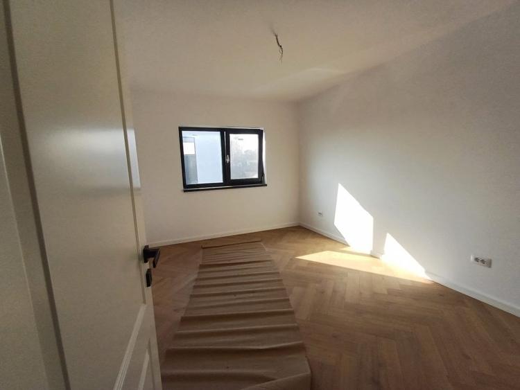CASA 4 CAMERE, 3 BAI, 130 MP UTILI , GALATA , TVA INCLUS IN PRET !!! - 13