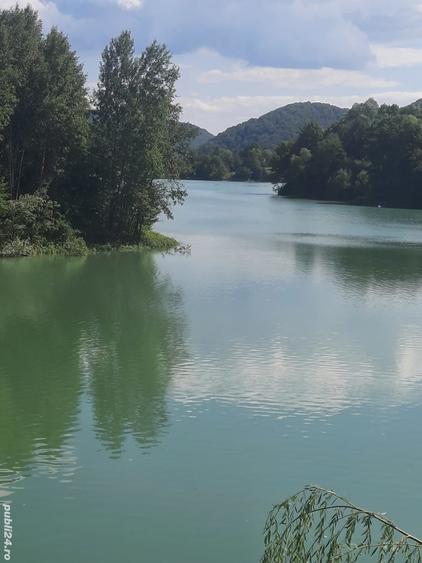 Vand 1300mp teren intravilan acces lac Paltinu 100m de hotel Atra - 4