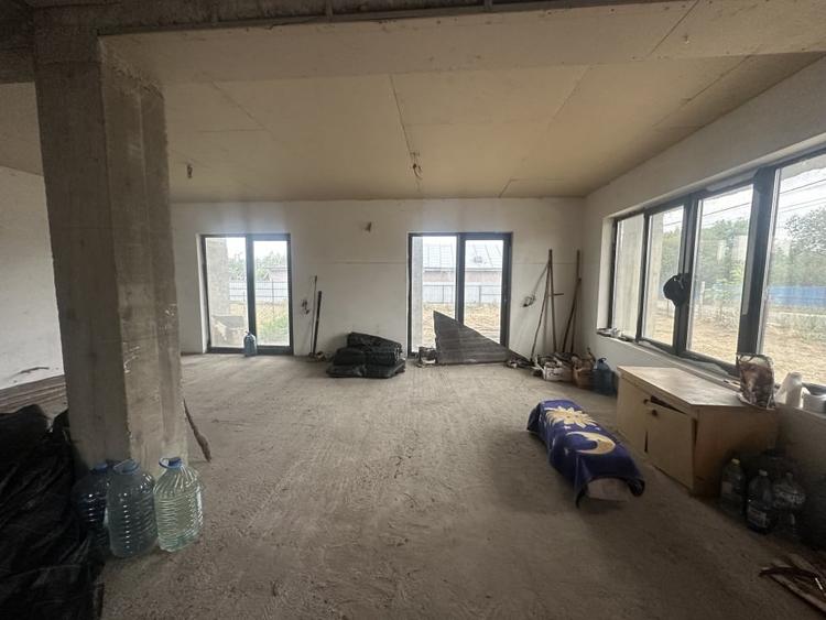 Casa la rosu cu teren 1248 mp | Misleanu, Ialomita | Comision  Cumparator 0 | - 6