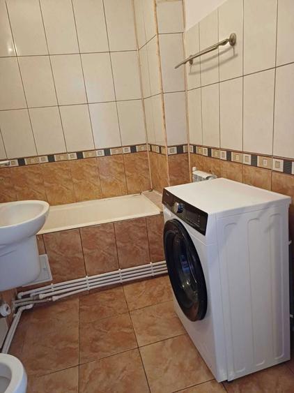 Inchiriere apartament 3 camere in Calarasi - 8