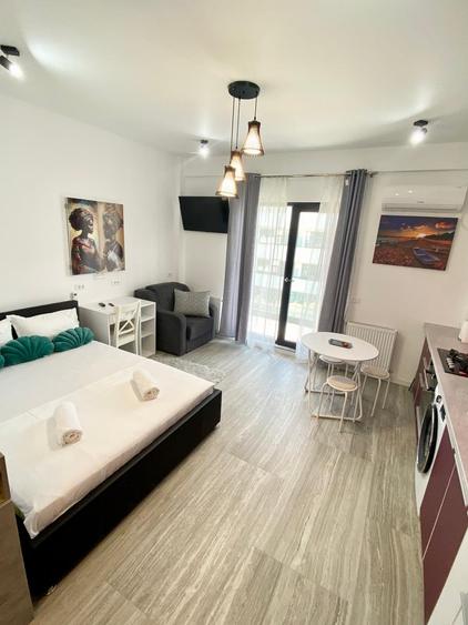 Garsoniera spatioasa -vedere  mare - 30 m de plaja  -str.B2 Nautic Mamaia Nord - 6