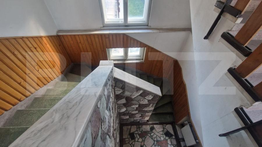 Casa deosebita D-P-E+POD, 6 camere, 200 mp + 1053 mp teren, garaj - Tractorul - 17