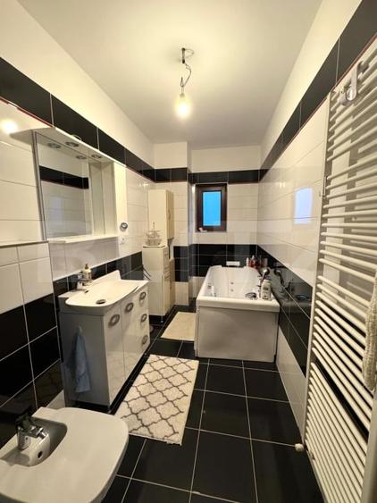 Casa Individuala, 270 mp, lux, Tractorul - 11