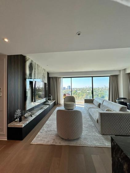 Apartament cu 4 camere decomandat în Floreasca