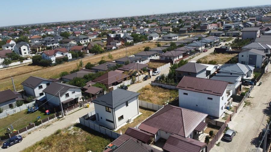 Vila la intrare in comuna Berceni - 12