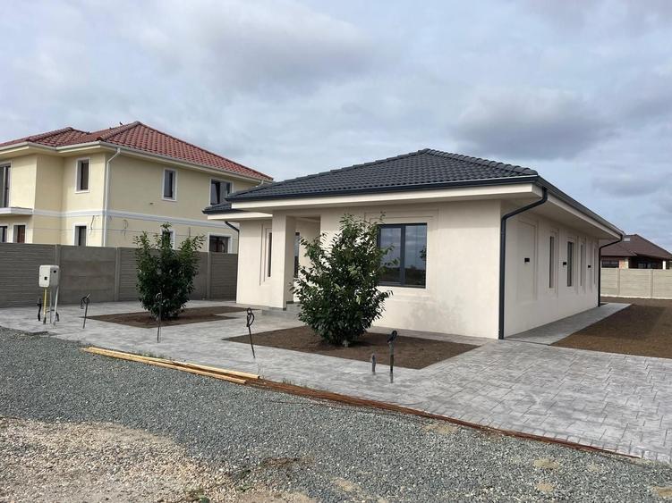 Casa individuala pe parter Sanandrei-comision 0 - 3