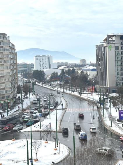 Două camere, situat în zona Vlahuță - 1