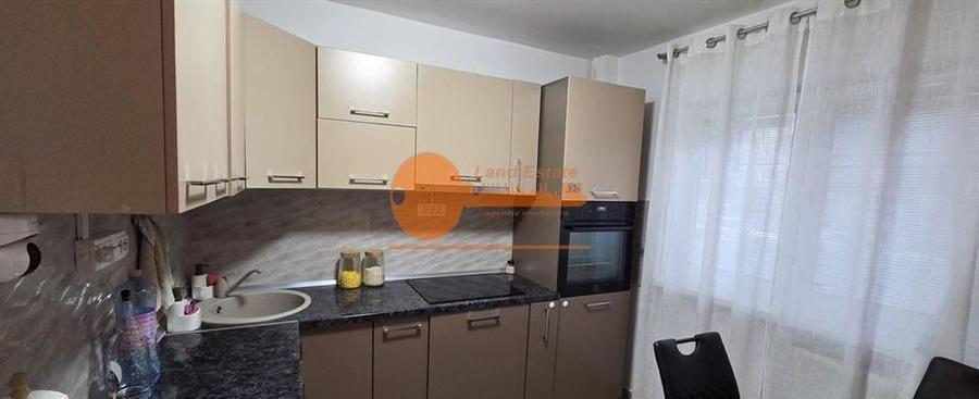 Apartament cu 4 camere in zona Politehnica - 1