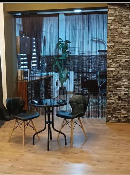 //3 CAMERE ZONA REPUBLICII// LOC DE PARCARE// - 3