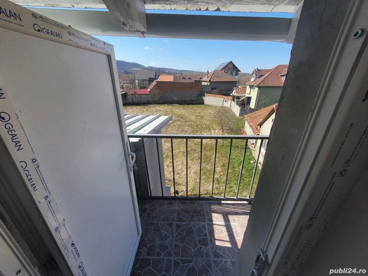 Vand apartament nou in Splai Sebe?, zona reziden?iala, complet mobilat, utilat cu aer condi?ionat - 2