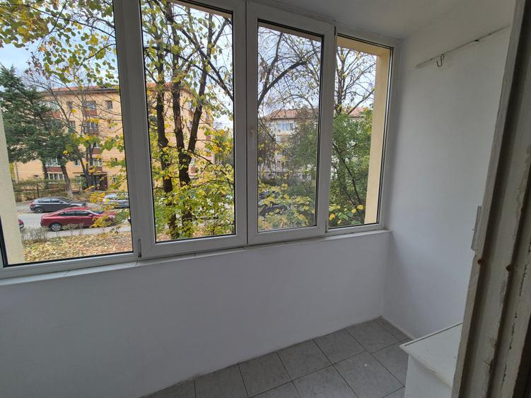 Pe frumoasa strada Harnicieila etajul 1, in bloc izolat termic - 1