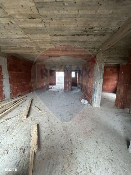 Casa / Vila Bariera Valcii - 1