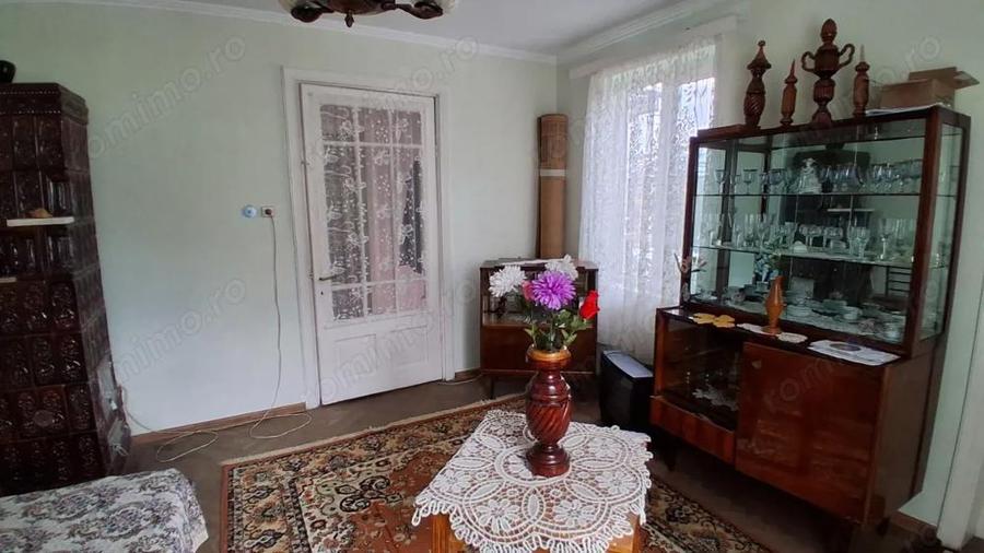 Casa cu teren generos de vanzare in Poiana Campina - 16