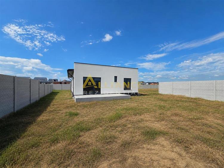 Casa parter- 100m de autobuz- 470mp teren- placa de beton - 7