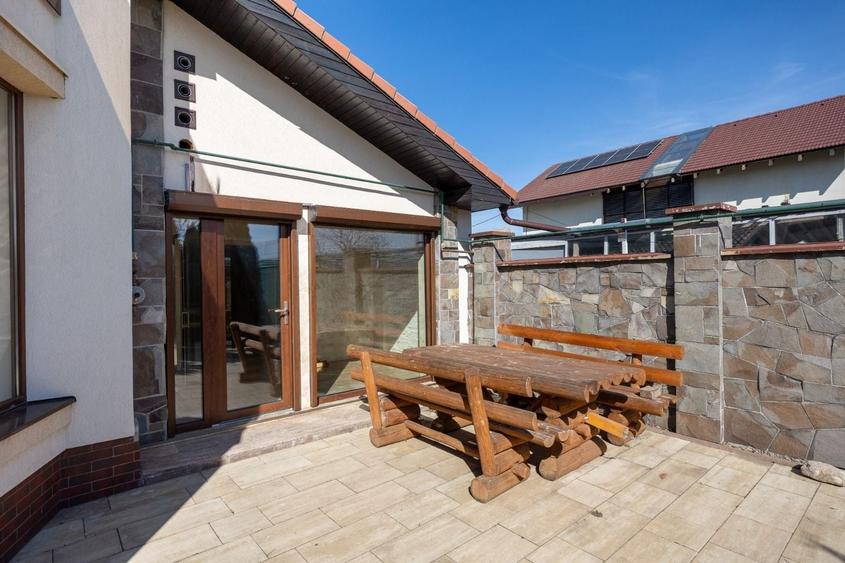 Casa 6 dormitoare+4 bai -1500 mp teren-Sacele - 45