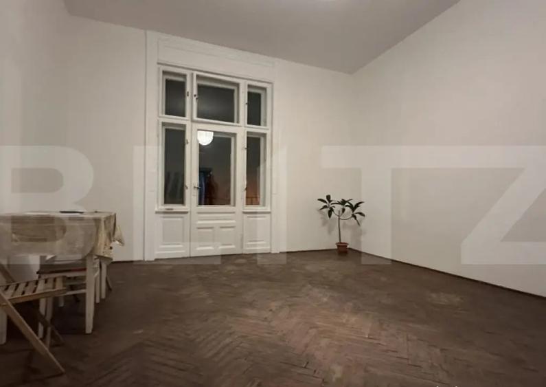 Apartament ultracentral cu o camera, terasa de 38mp ?i bal - 4