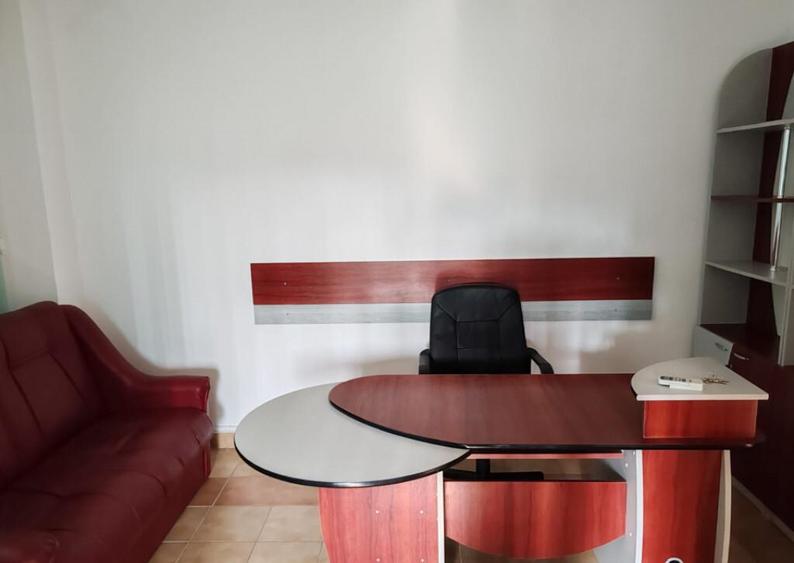 Spatiu birou, in Husi, Vaslui - 3