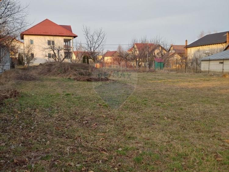 Teren intravilan 1,000mp Scheia / DN 17 - 10