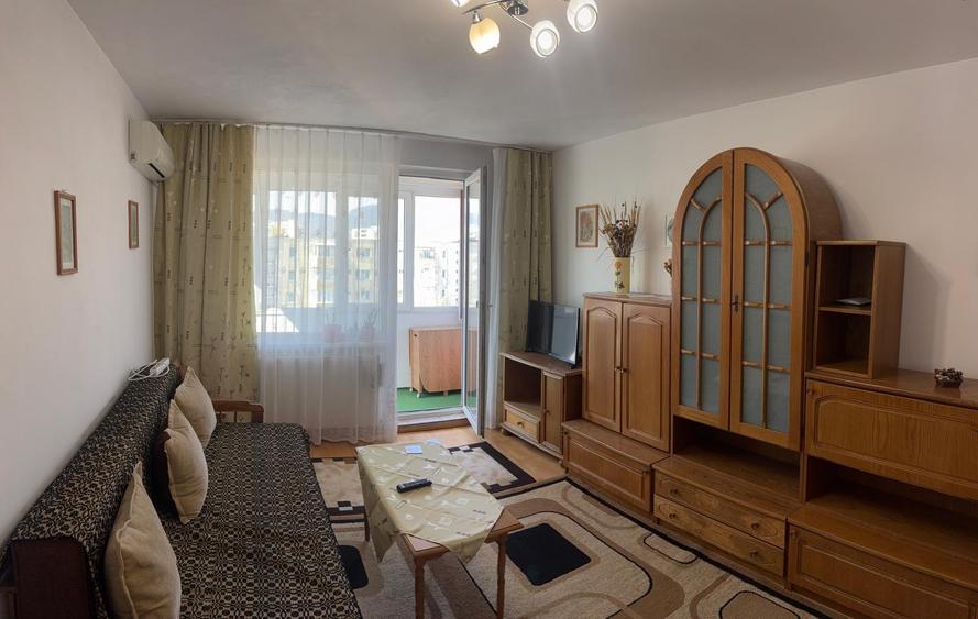 Apartament decomandat, zona Astra - 2