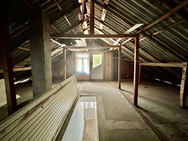 Casă 80mp + 250mp teren, Valea Adâncă, capăt CUG, Lac CUG 2,  curte privată - 1