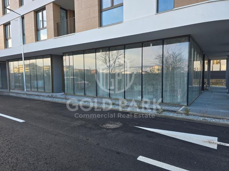 Spatiu Comercial - Floresti/Eroilor - Vitrina / TRAFIC PIETONAL - 19