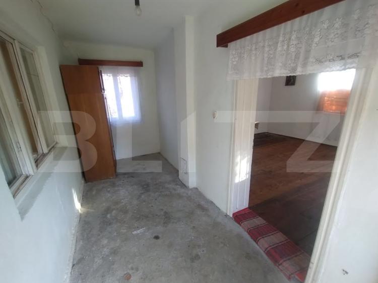 Casă individuală cu 2 camere cu Teren 1646 Mp în Șintereag
