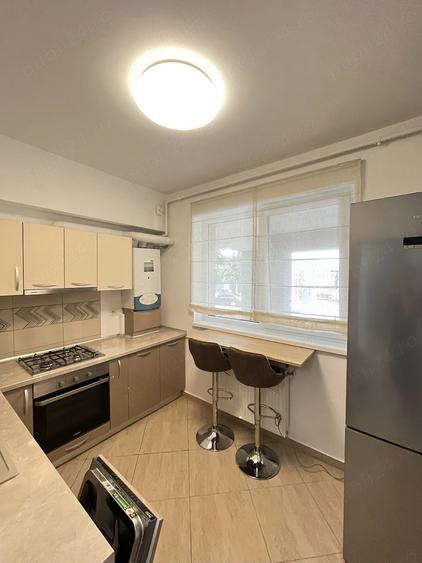 Apartament cu 2 camere decomandat în Metalurgiei